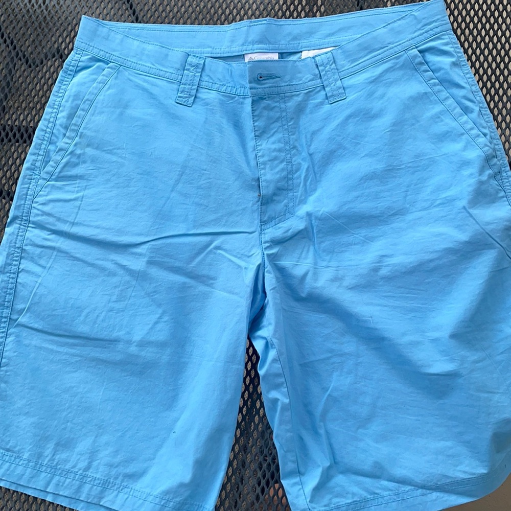 Columbia light blue shorts